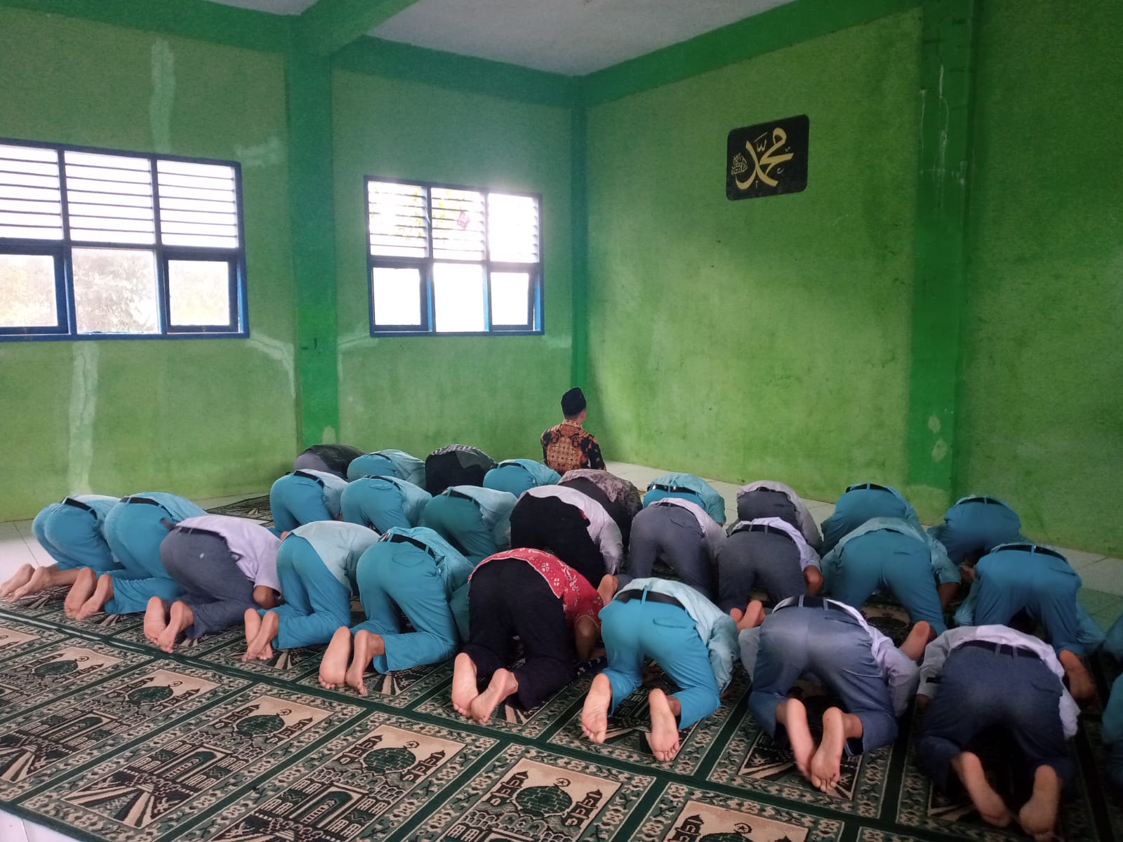 SHALAT BERJAMA'AH